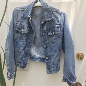 SOLD .....United colors of Benetton jean jacket